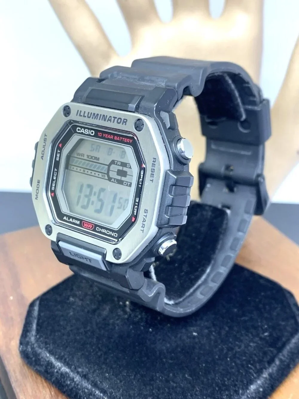 Casio Men's Watch MWD110H Silver Black Resin Strap Quartz Digital Sport 3517